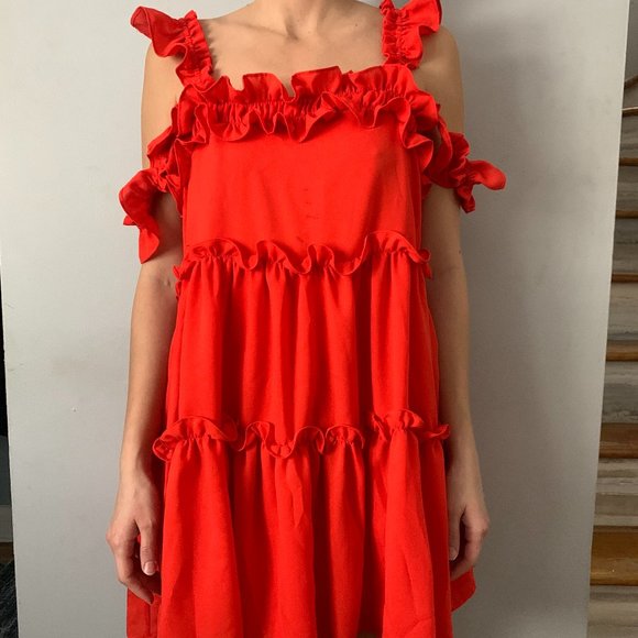 Listicle Flowy Dress - Picture 1 of 4